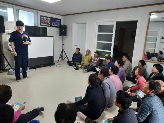 영동군, 건강한 노후 만들기 프로젝트 ‘하하호호 경로당’ 운영 이미지