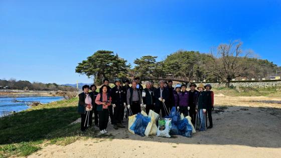 양산면 지역사회보장협의체, 하천 정화 활동 이미지